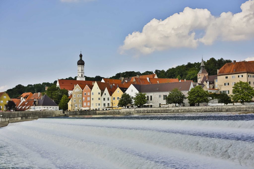 Lechwehr und Promenade © Stadt Landsberg am Lech